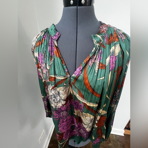 Current Air Los Angeles Green Floral Blouse Sz S Boho Tucked Pleated Peasant Top - Picture 10 of 16